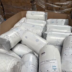 Amazon White Quilted Mattress Cover